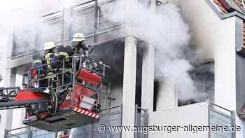 Zuerst gibt es einen lauten Knall, dann brennt eine Wohnung in Mering völlig aus