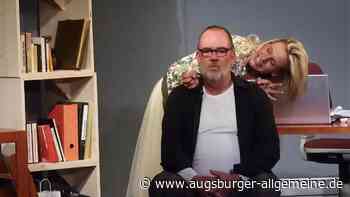 Theater Neu-Ulm: „Rita will's wissen“ feiert Premiere mit lustigen Momenten