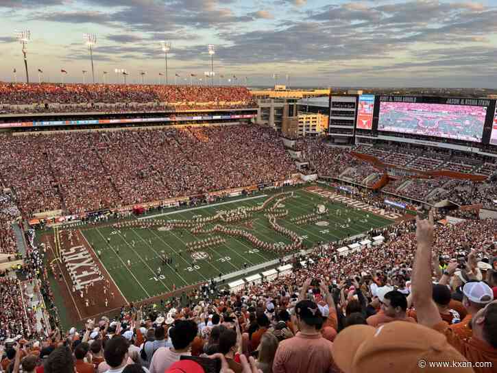 Longhorns stats: UT fans set new attendance record at DKR-Texas Memorial Stadium