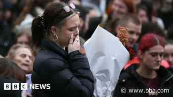 'It's like I've lost someone from my family' - Liam Payne fans gather for vigils