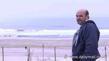 'Superforecaster' says World War III is about to begin and US will 'collapse by 2032'