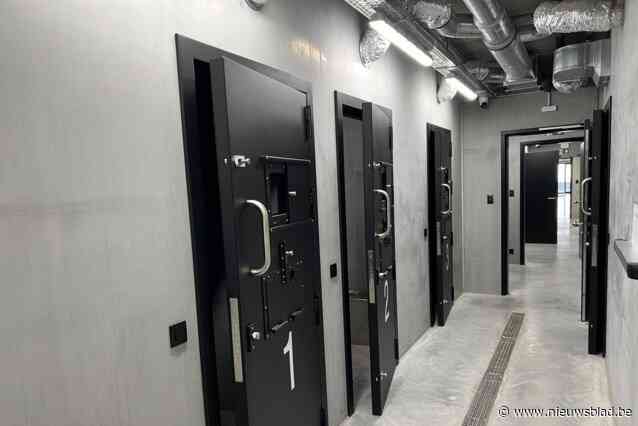 Dronken mannen zorgen voor overlast en worden opgesloten