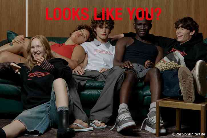 Mode für Serienfans: About You und Netflix lancieren gemeinsame Marke