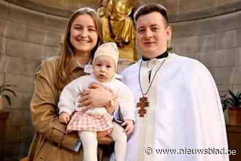 Waarom deze nieuwe priester wél een vrouw en een kind mag hebben en zijn collega’s niet