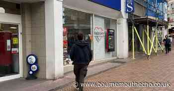 Wanted men arrested after trying to flee officers in Bournemouth