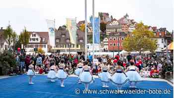 Oktoberfest Altensteig: Vom Schmalzbrot zum Schubkarrenrennen