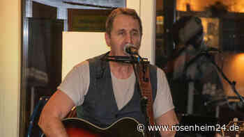 Lebhafte Atmosphäre in Bad Aiblings Innenstadt: Acht Mal Live-Musik an einem Abend