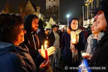 LIVE. Voor Gent en Groen uit elkaar zonder akkoord, De Clercq onderhandelt met N-VA: boze Gentenaars verzamelen aan stadhuis
