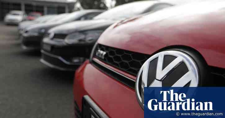 VW fined £5.4m for mistreating vulnerable UK car finance customers