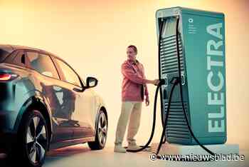 Elektra opent snellaadstation voor elektrische wagens op parking Burger King