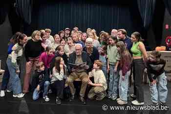 Toneelvereniging bestaat 150 jaar en viert dat met expo, boek en veertig acteurs op de planken voor ‘The jungle book’