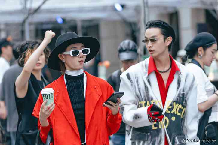 Office-Goths und Mini-Schals erobern den Streetstyle der Taipei Fashion Week SS25