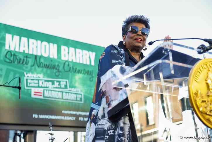 DC pizza chain under fire for 'Marion Berry Knots'; ex-mayor's wife calls dessert 'racist'
