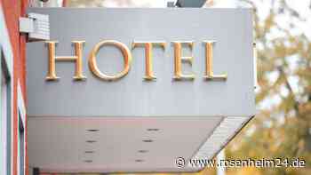 Dramatische Szenen in Hotel in Bayern: Mann (54) tötet Gast mit Messer