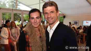 Eindeutiges Krisenzeichen, oder?: Thomas Müller entfolgt seiner Frau