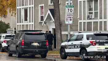 Gun call closes roads in Winnipeg's West End for almost 3.5 hours