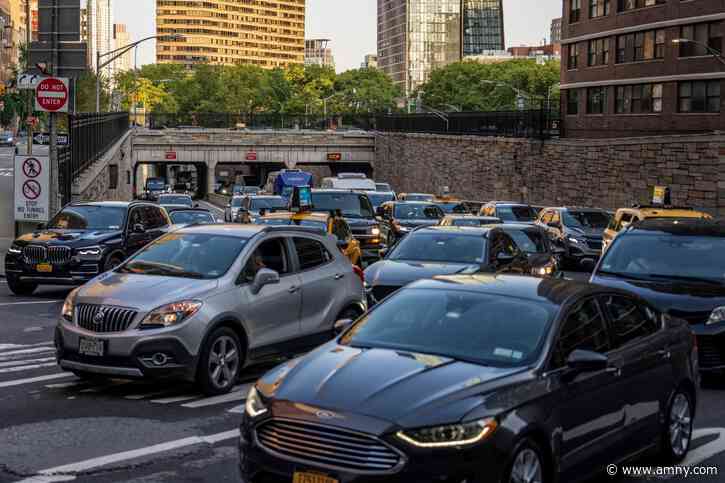 All tied up: NYC auto traffic at record highs as MTA transit ridership continues to lag pre-COVID, report finds