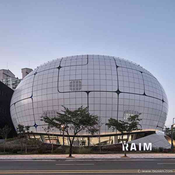 Melike Altınışık Architects unveils spaceship-like robot museum in Seoul