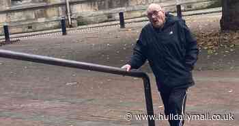 'Predator' with history of sexual offences dating back to 1968 sent indecent messages to children