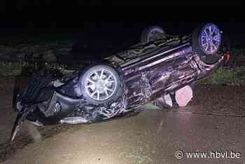 UPDATE. 14-jarige rijdt met auto en slaat over de kop in Riemst: “Gelukkig mankeert de jongen niks.”