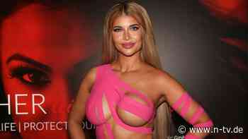 Nacktschnecke wird zur Sexpuppe: Mit Micaela Schäfer kann jetzt jeder schlafen