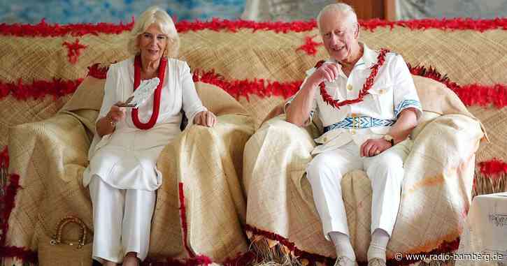 Ganz in Weiß: Charles und Camilla im Pazifikstaat Samoa