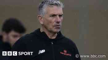 Askey hails nine-man Truro after Farnborough draw