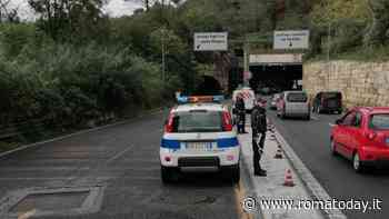 Dopo l'albero caduto su un'auto al via le potature. Chiusa la galleria Farnesina