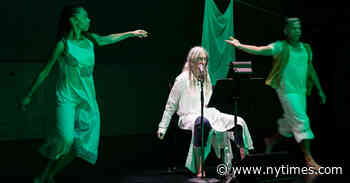 Review: The Miraculous Simplicity of Patti Smith’s Childhood