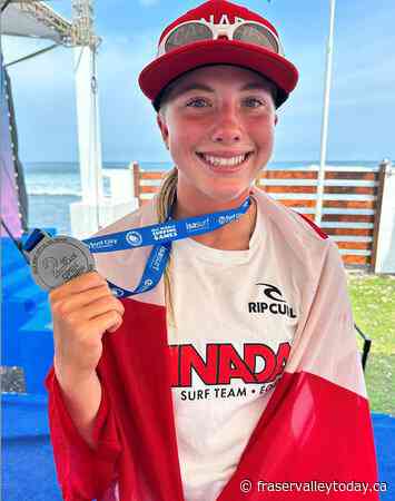Teenage surfer Erin Brooks making waves, moving up the world surfing ladder