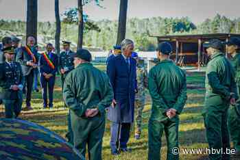 Koning op bezoek in Leopoldsburg: leger bereidt jongeren die niet studeren of werken voor op een job