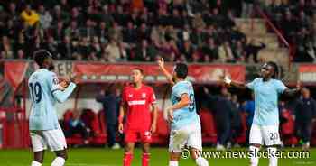 Vroege rode kaart Lars Unnerstall nekt FC Twente: tiental onderuit tegen foutloos Lazio