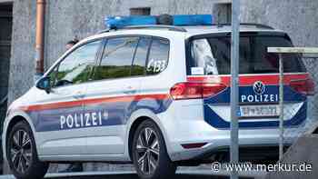 Fahrzeug unter den Hammer, wegen 1 km/h Überschreitung – Junger Mann klagt über harte Strafe in Österreich