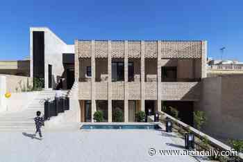 Parental House / ZIStudio