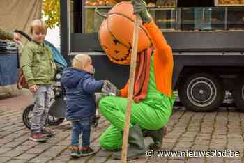 Pompoensoep en snoepjes: Halloweenfeest op Berlaarse markt