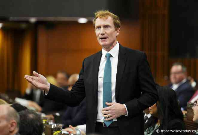 Canadian consensus on immigration under threat, but not gone: immigration minister