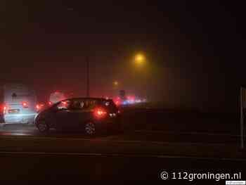 File door ongeval in de mist op de N33 bij Meedhuizen