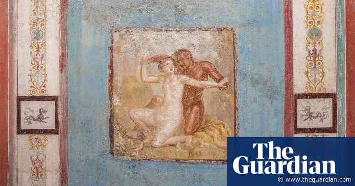 Tiny house with erotic frescoes uncovered in Pompeii