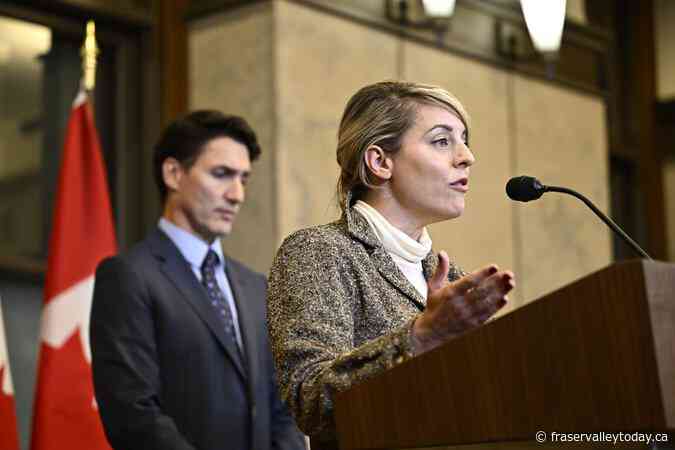 Joly faces calls for probe in death of woman Canada refused to repatriate from Syria