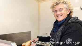 Wochenmarkt in Lebenstedt: „Würstchen-Tina“ bietet Seelenfutter