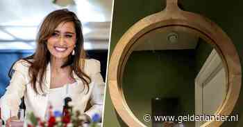 ‘Nederlandse’ hoogte van spiegel verwondert Amerikaanse ambassadeur: ‘Dit is een land van reuzen!’