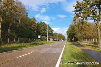 Verkeershinder door werken aan wegdek op de N76 in Wijshagen