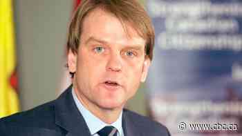 Journalist says claims that he is a Russian agent are 'fabricated'