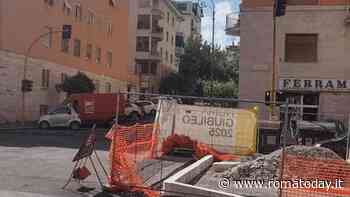 Il restyling di Santa Costanza è fermo. I cittadini protestano: "Abbandonato da mesi"