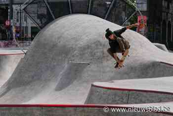 “Hij skatet nu verder daarboven”: familie en vrienden nemen afscheid van Dean (29)