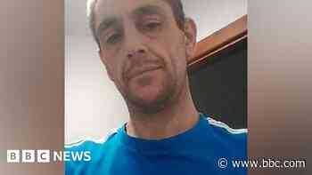 Man denies alleyway stab murder charge