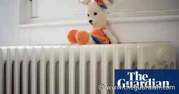 Save £100 or more by switching energy tariffs, say experts