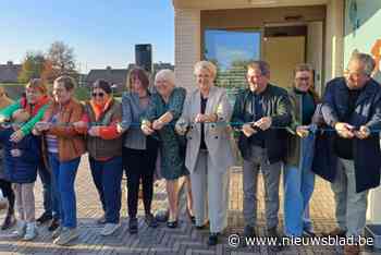 Nieuwe bib in Beverhuys opent de deuren: “Dankbaar dat we dat vlakbij ons huis hebben”