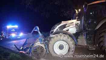 Auto gegen Traktor: Wohl schwerer Unfall bei Markt Schwaben