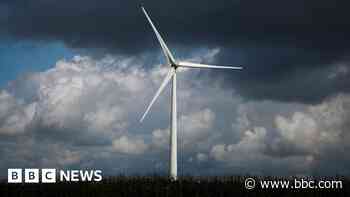 UK needs big emissions cut, climate watchdog says